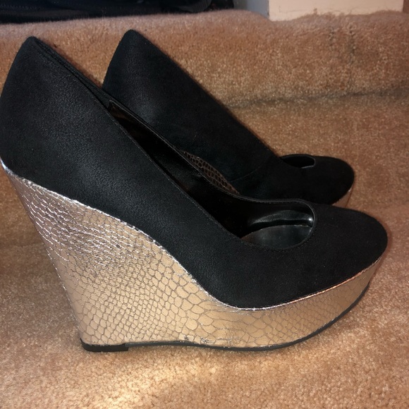 Kardashian Kollection Black Silver Wedge Heels 7.5 - Picture 8 of 8